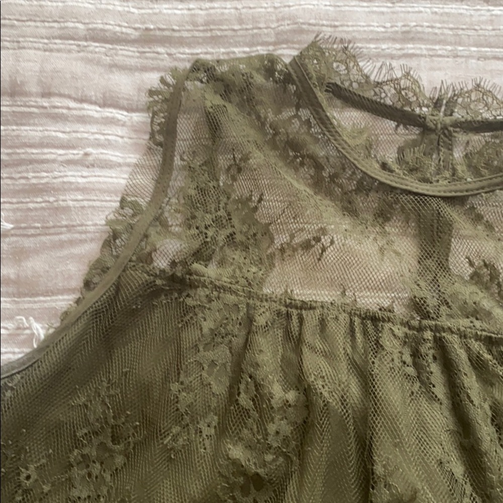 Xhilaration XXL Dark Green Sleeveless Lace Blouse